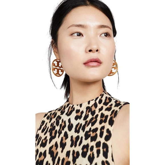 NEW Tory Burch Miller 2” Round Double T Logo Hoops - Picture 4 of 4